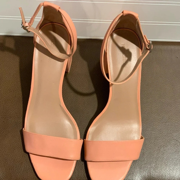 Women’s size 11 peach chunky heeled sandal by Nordstrom.‎ - Picture 4 of 7